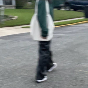 Meet your Posher, Nadia